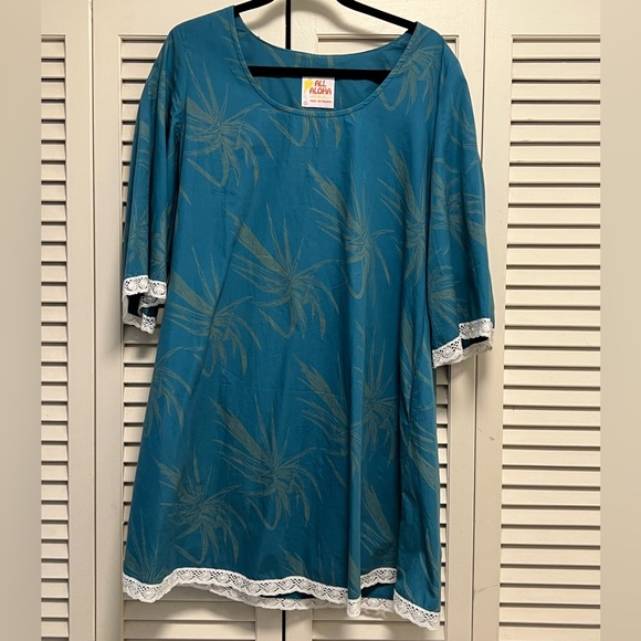 Kealopiko Dresses & Skirts - Kealopiko dress EUC 🦋
